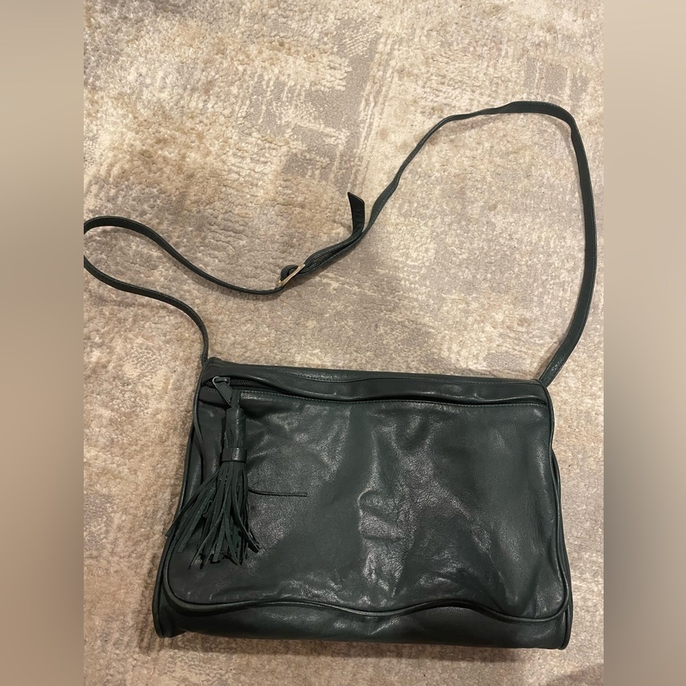 VTG Gino Forest Green Scalloped Shoulder Purse Handbag 80βs Tassel Leather